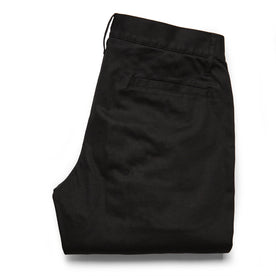 The Slim Chino in Organic Coal: Alternate Image 8