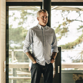 Our fit model wearing The Jack in Blue Everyday Oxford.