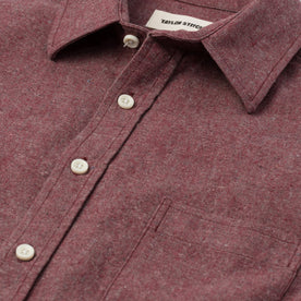 The Short Sleeve California in Burgundy Hemp: Alternate Image 5