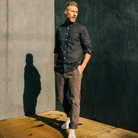 fit model wearing The Jack in Dark Navy Oxford