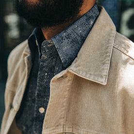fit model wearing The Dispatch Jacket in Khaki Cord, collar detail