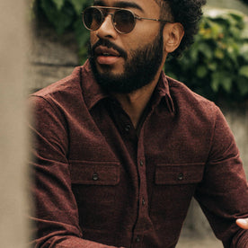 fit model wearing The Yosemite Shirt in Nutmeg Donegal, chest detail