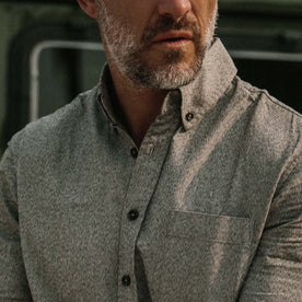 fit model showing collar of The Jack in Ash Jaspe
