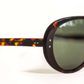 The Surf Aviator in Dark Tortoise, side detail