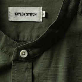 material shot of the collar 