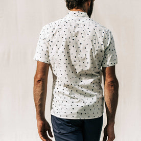 our fit model wearing The Short Sleeve Hawthorne in Brush Dot