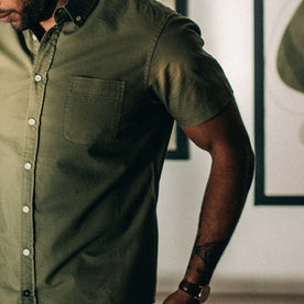 our fit model wearing The Short Sleeve Jack in Cactus