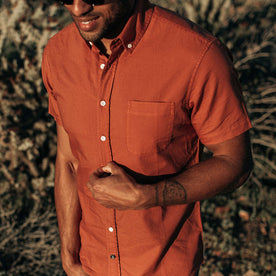 our fit model wearing The Short Sleeve Jack in Terracotta Oxford
