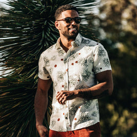 our fit model wearing The Short Sleeve California in Palms