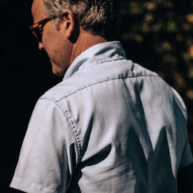 The Short Sleeve Jack in Washed Blue Oxford: Alternate Image 4