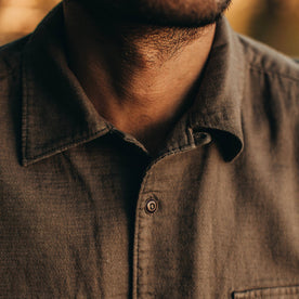 our fit model wearing The Corso in Walnut Double Cloth—cropped shot of collar