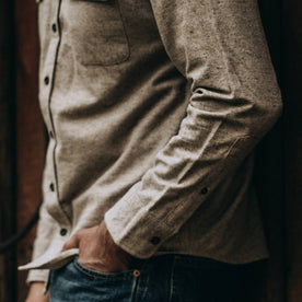 fit model wearing The Yosemite Shirt in Oat Donegal—hands in pocket
