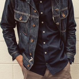 Our fit model wearing The Jack in Cross Jacquard.