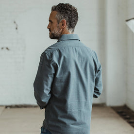 our fit model wearing The Yosemite Shirt in Slate