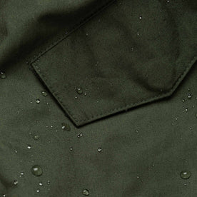 material shot of water beading