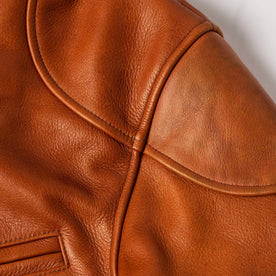 material shot of shoulder