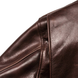 material shot of shoulder