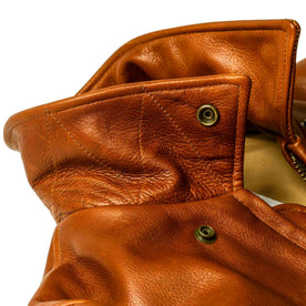 material shot of collar popped up