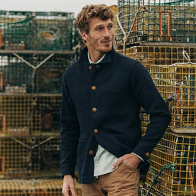 fit model wearing The Ojai Jacket in Indigo Diamond Plate, hand in pocket